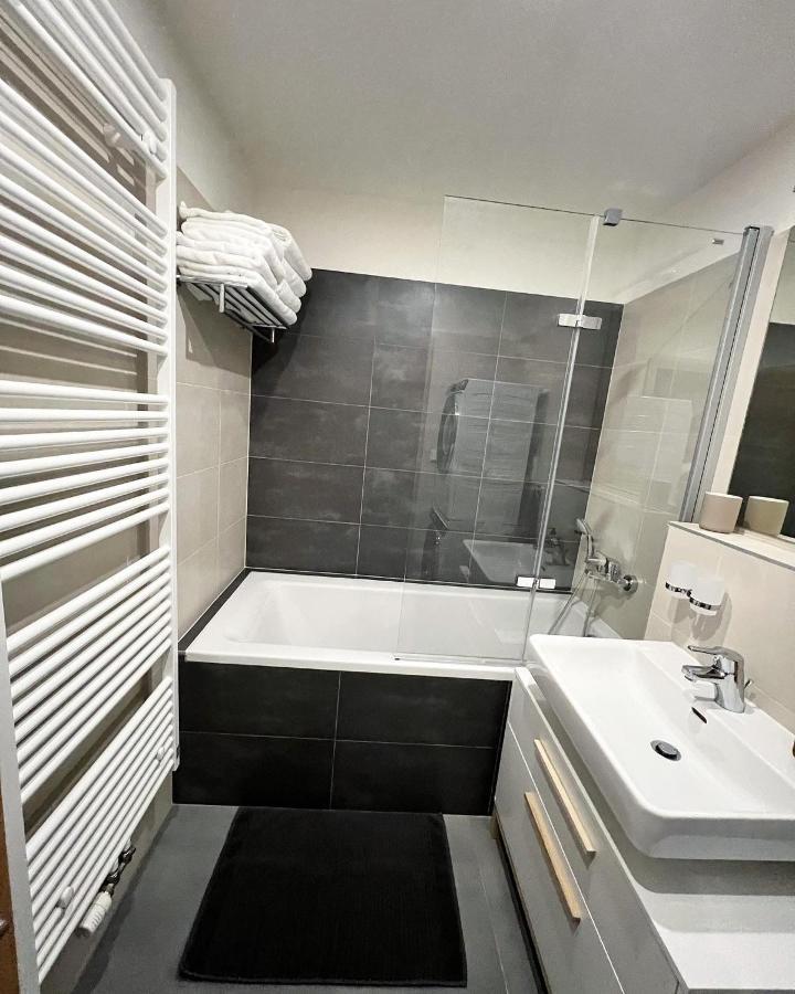 U Jelena Harrachov - Rodinny Apartman U Lesa S Garazi Екстер'єр фото